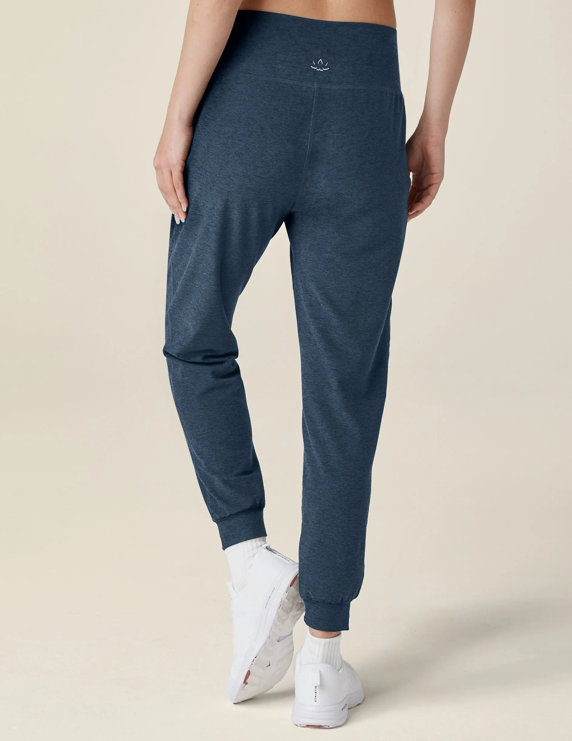 BEYOND YOGA SPACEDYE MIDI JOGGER NOCTURNAL NAVY