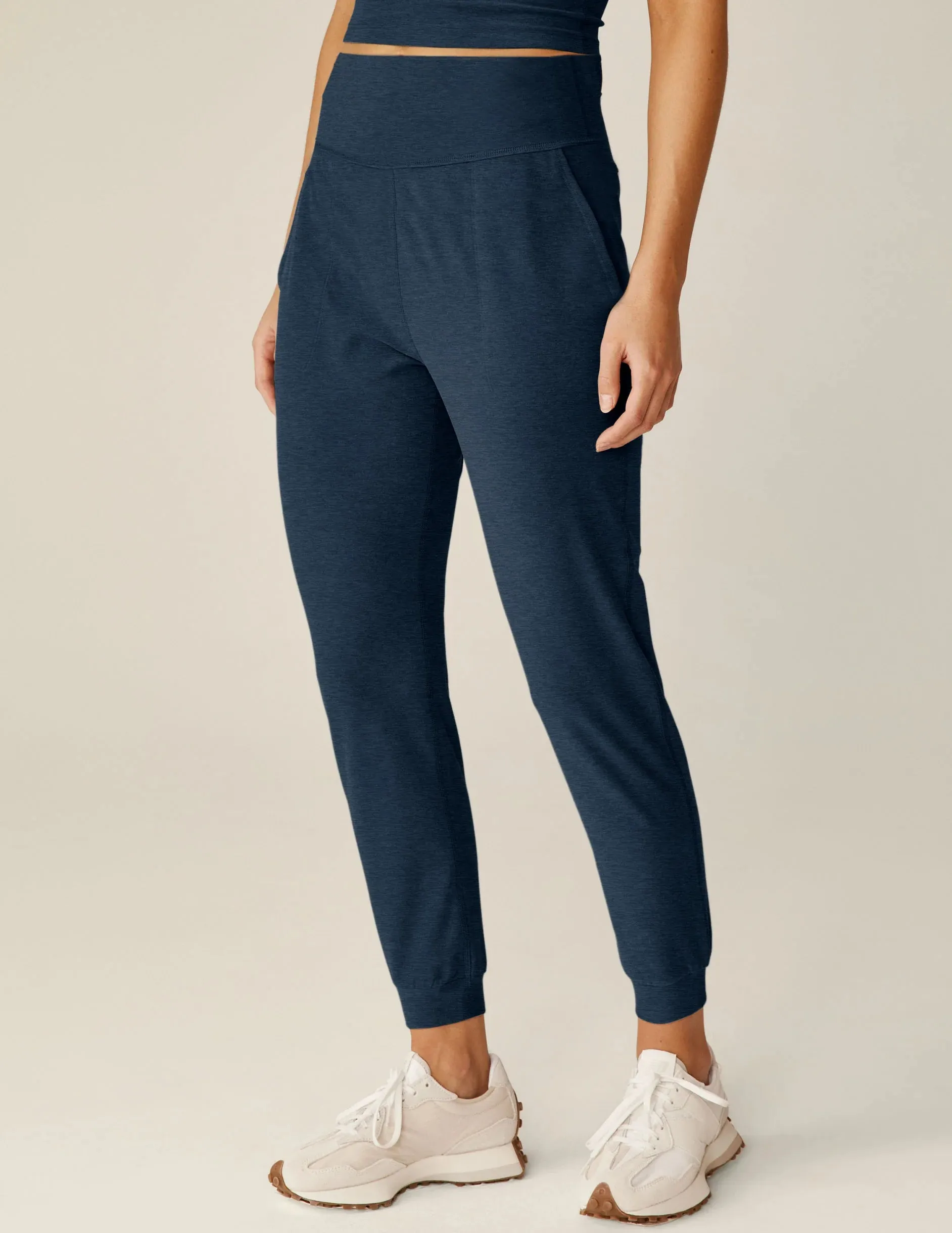 BEYOND YOGA SPACEDYE MIDI JOGGER NOCTURNAL NAVY