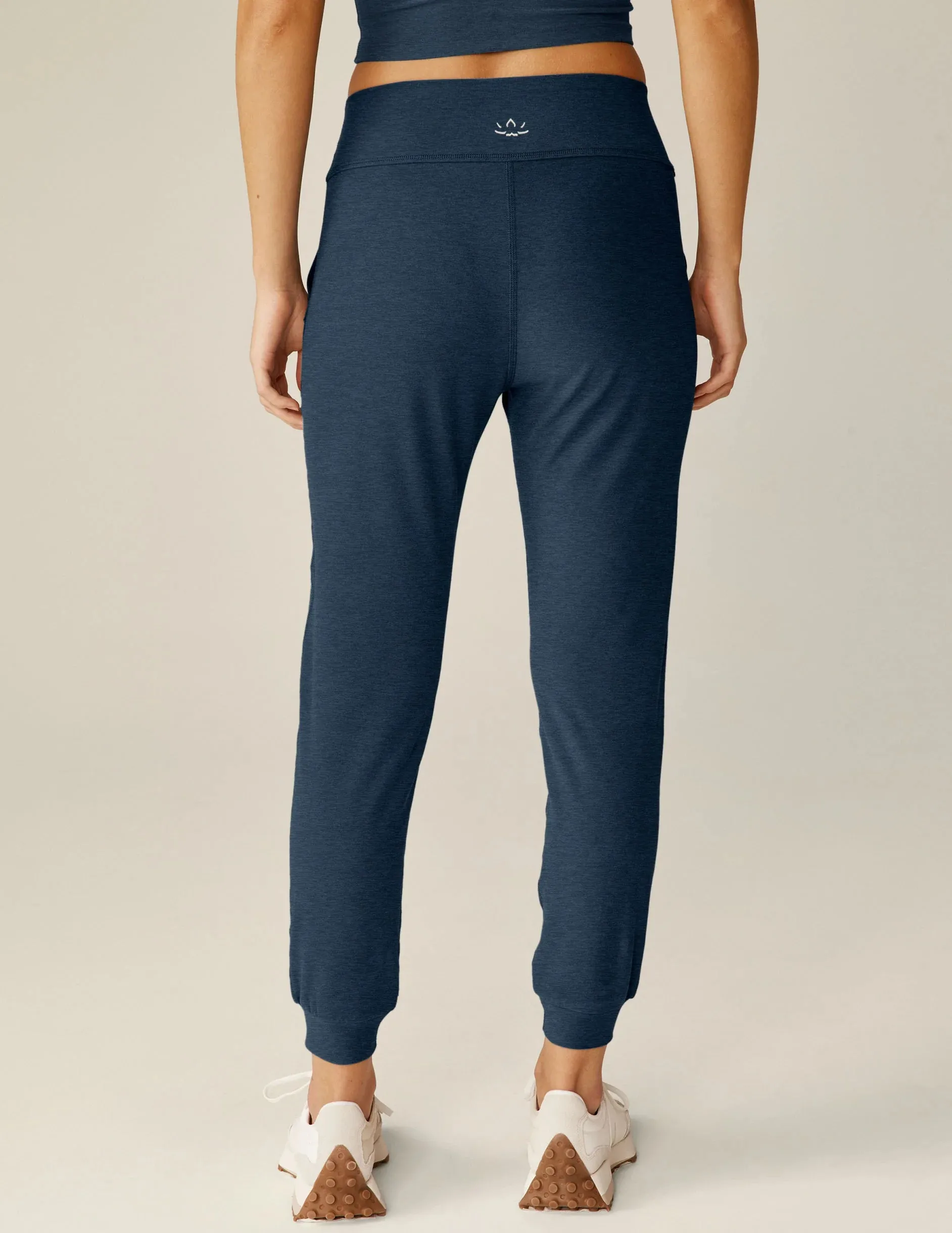 BEYOND YOGA SPACEDYE MIDI JOGGER NOCTURNAL NAVY