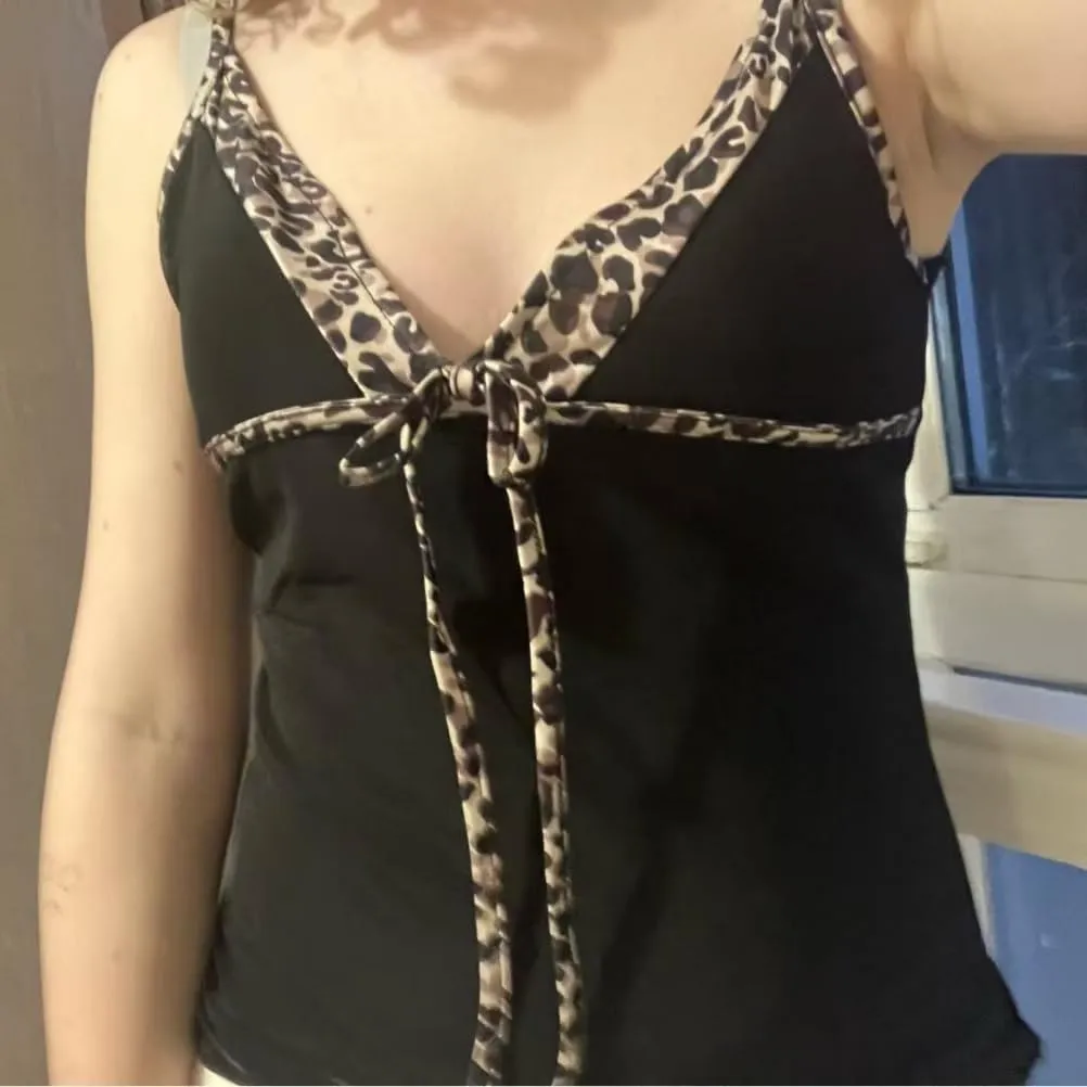 Cheetah Tops Grunge 2000s Emo Floral Cropped Top Spaghetti Strap Tops Y2k Leopard Print Vintage Camisole