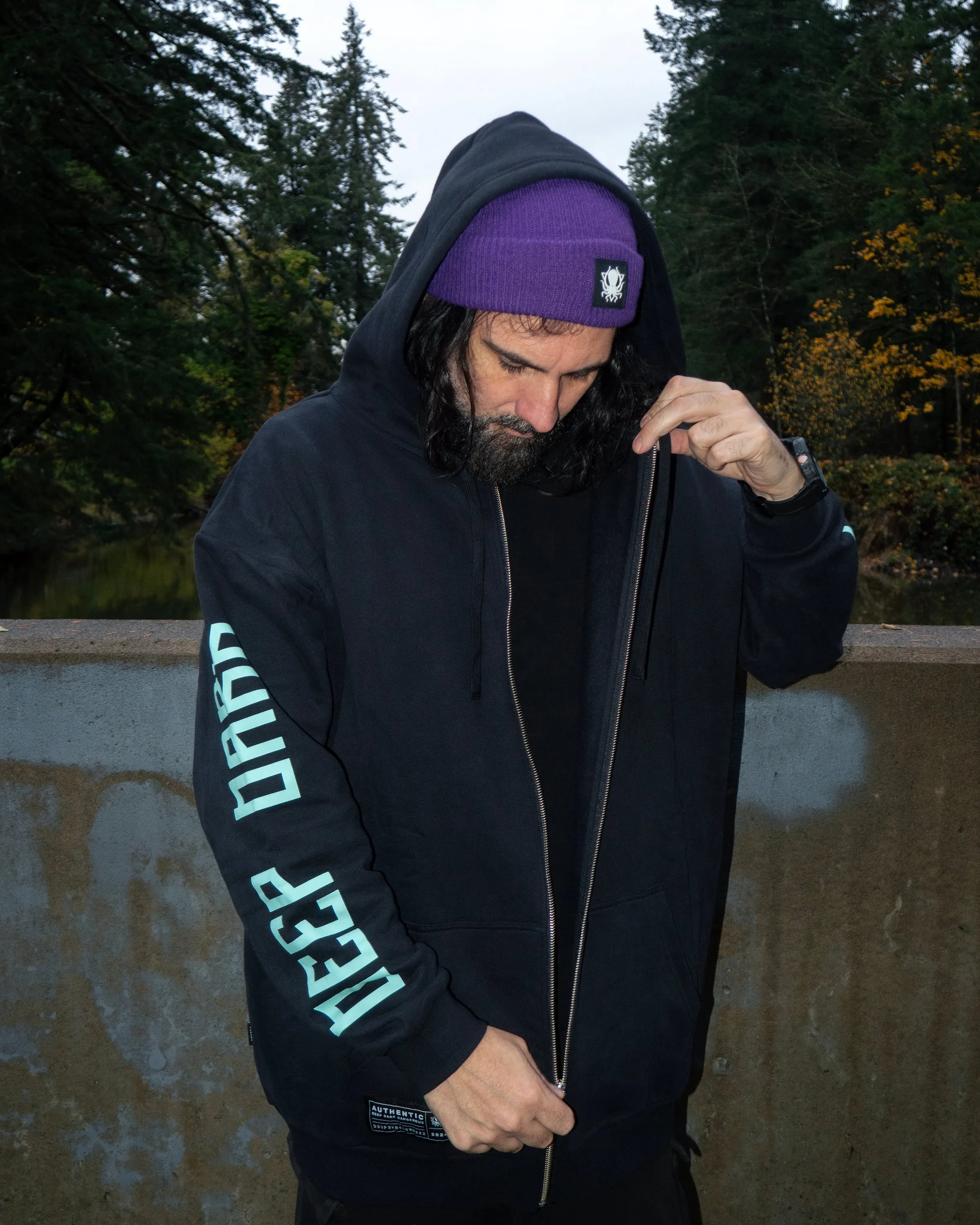 DAN V2 ZIP UP HOODIE