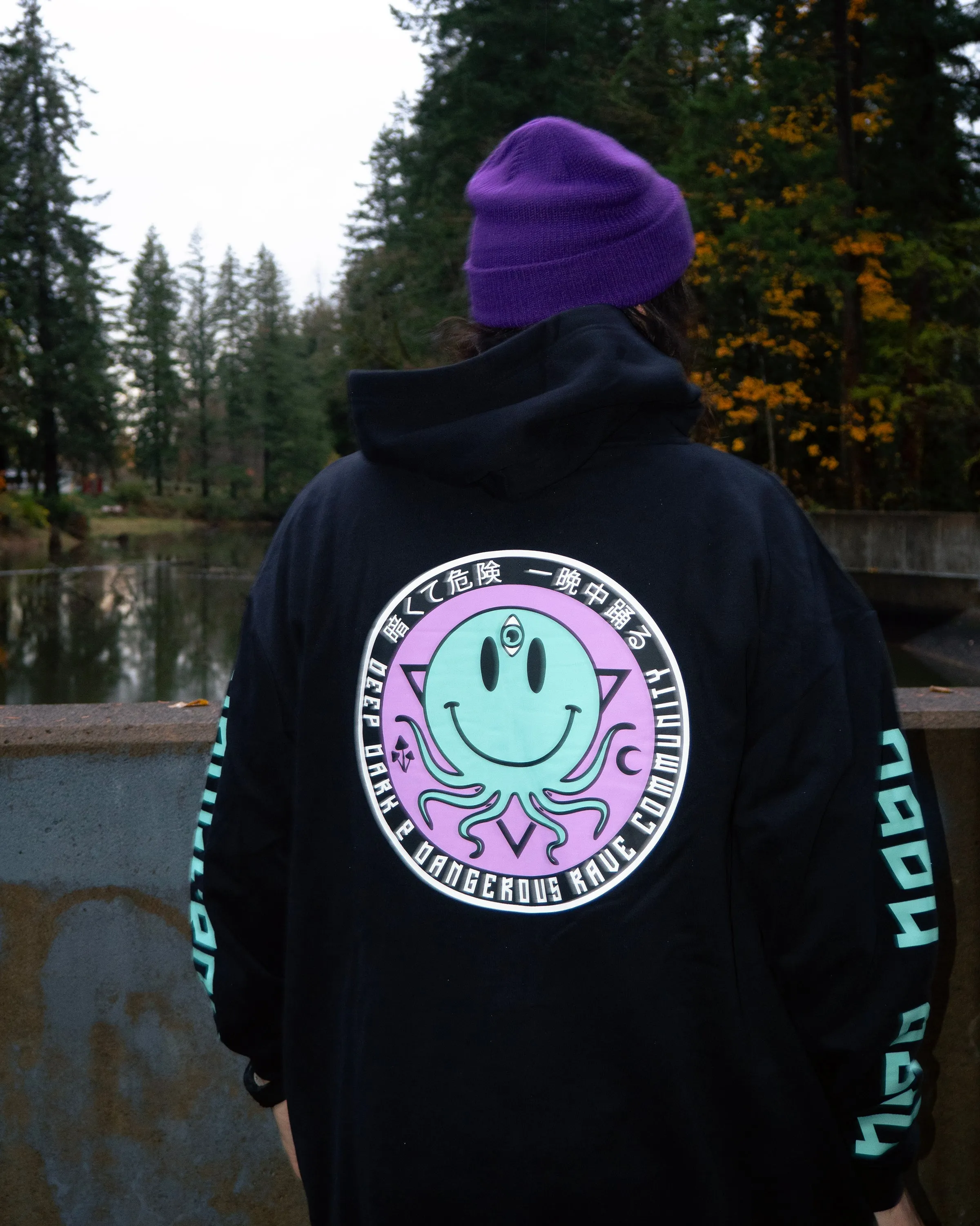 DAN V2 ZIP UP HOODIE