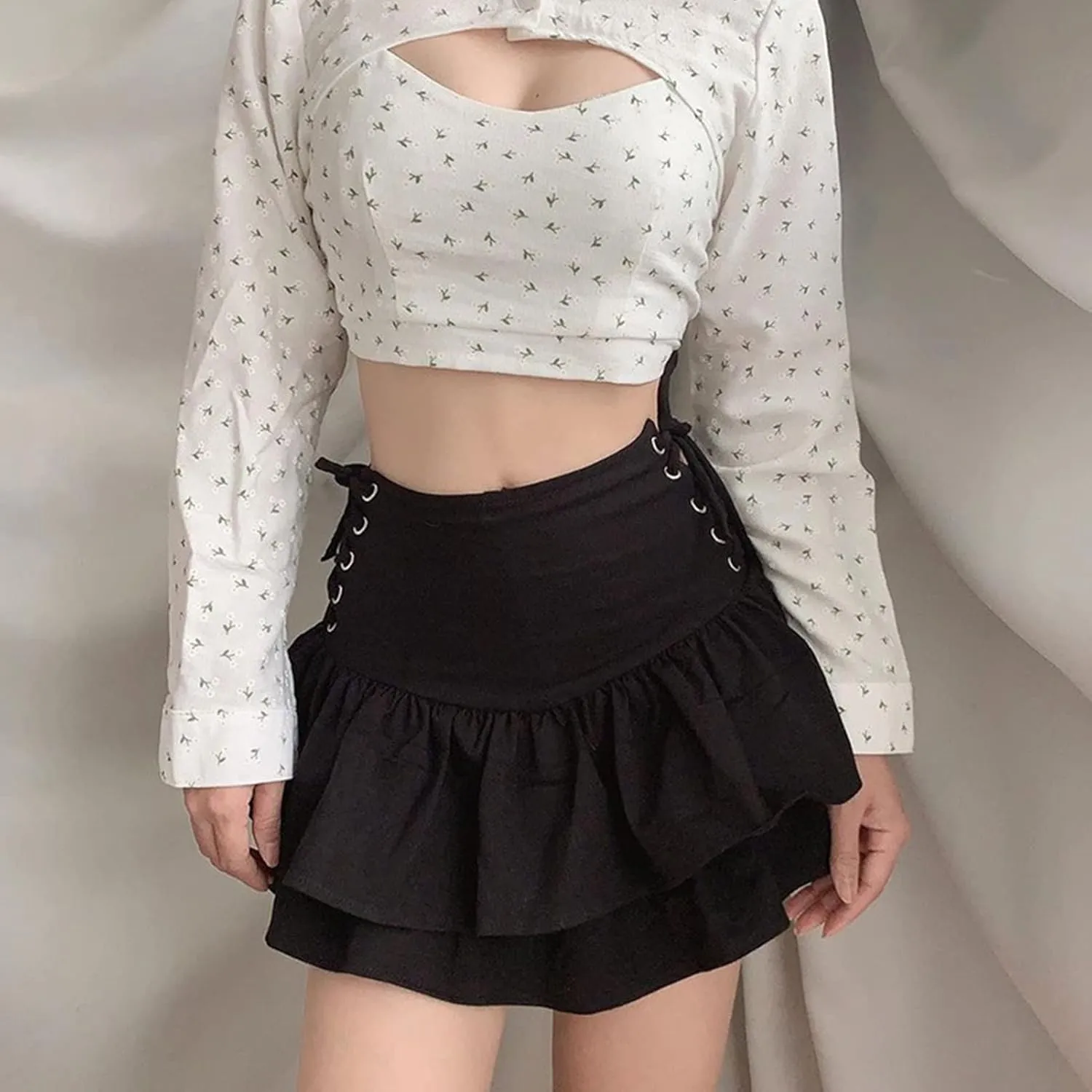 FEOYA Women Gothic Pleated Mini Skirt Punk High Waist A Line Skirt for Casual Party Cosplay