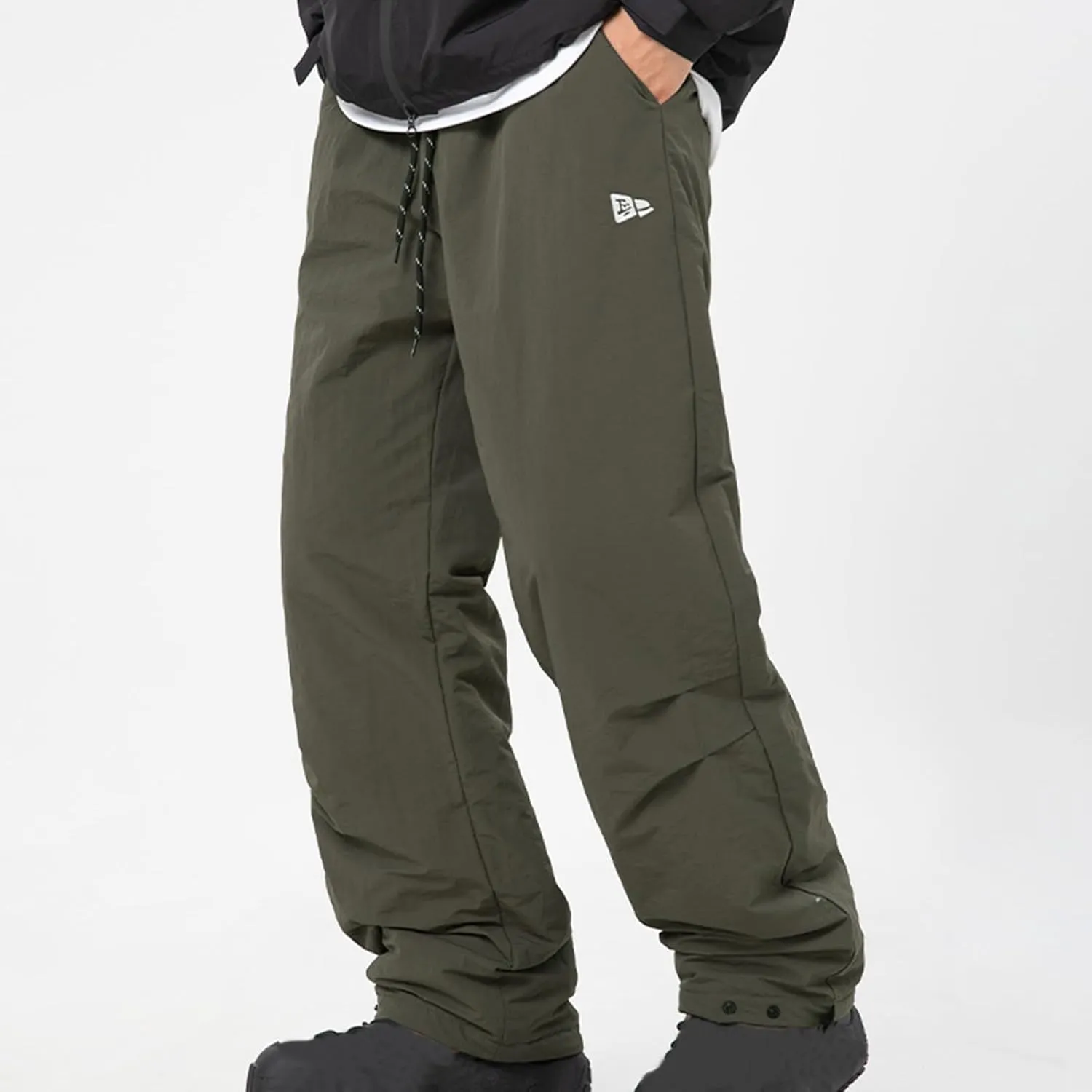 hlysgo Men Waterproof Pants Casual Loose Fit Fleece Lined Wide Leg Pants Drawstring Waist Outdoor Hiking Pants with Pockets