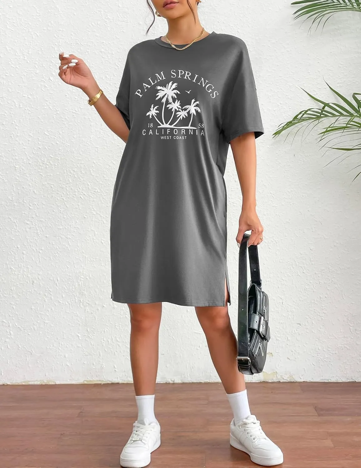 HOTOUCH Women's T Shirt Casual Dress Oversized Graphic Print Short Sleeve O Neck Beach Dress with Pockets Nightgown