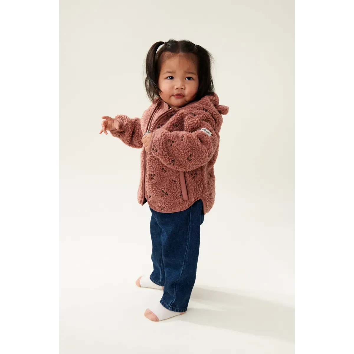 Jacket - Mara W/Ears - Cherries/Dark Rosetta