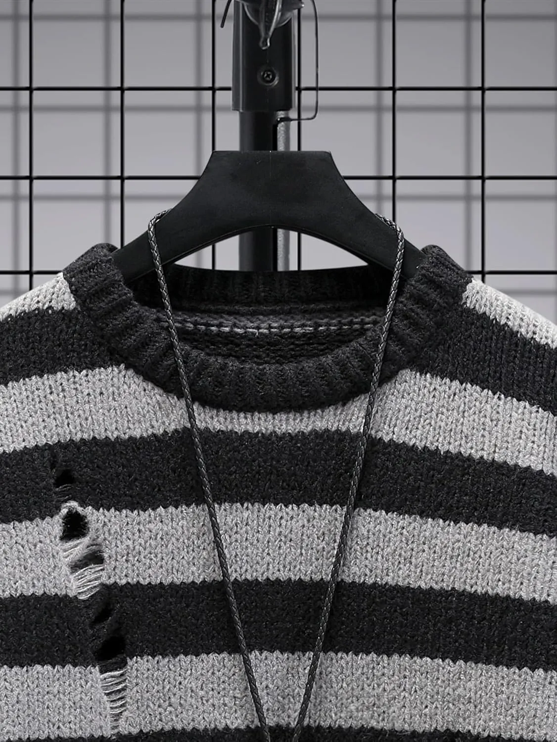 Verdusa Men's Distressed Contrast Binding Round Neck Sweater Striped Long Sleeve Knit Top