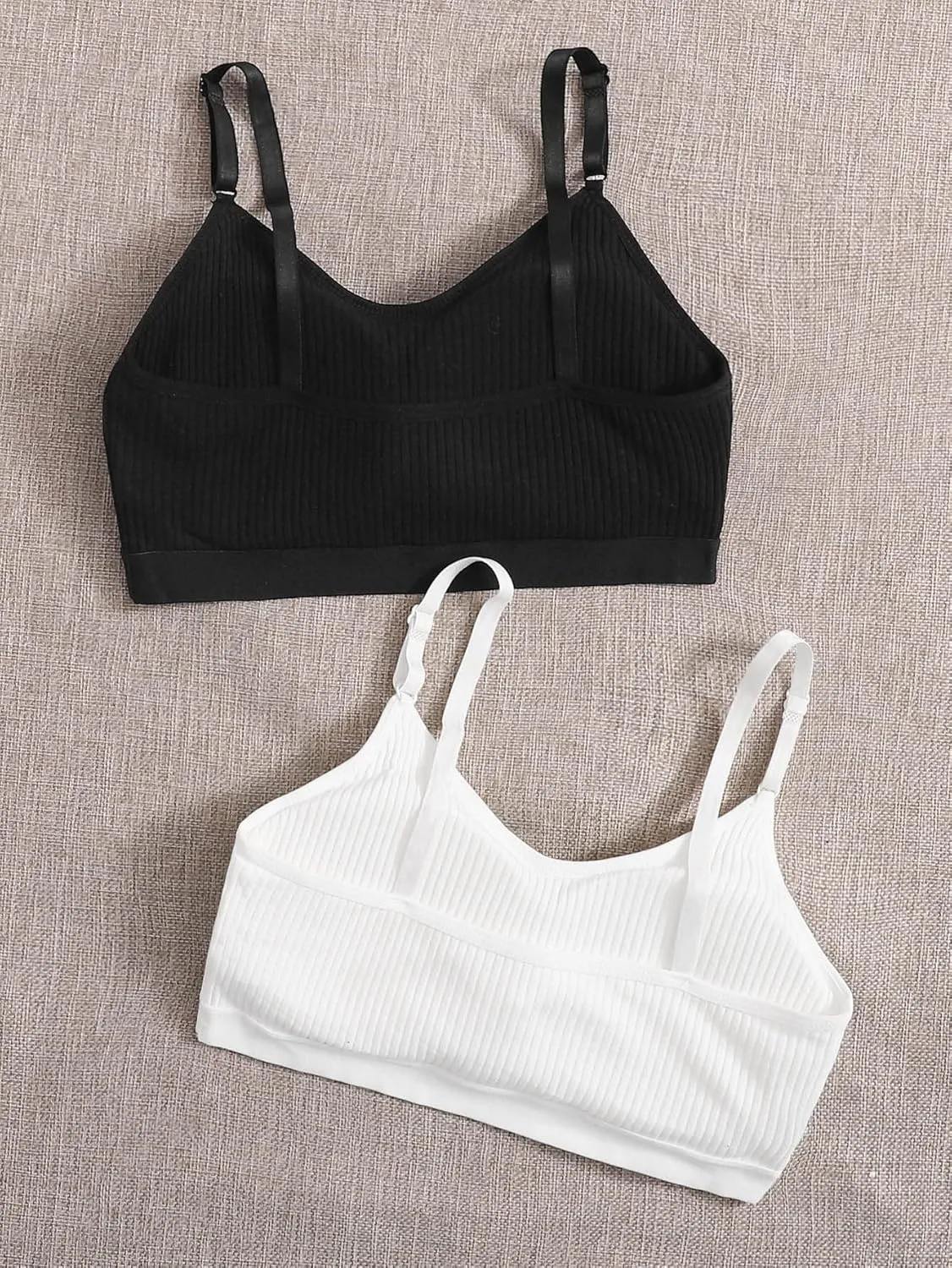 Verdusa Women's 2 Pack V Neck Camisole Bralette Top Ribbed Crop Cami