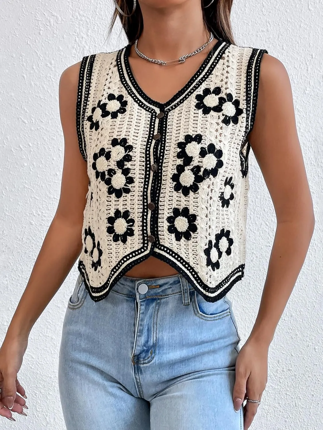 Verdusa Women's Button Front Sleeveless V Neck Crochet Embroidered Knit Sweater Short Vest